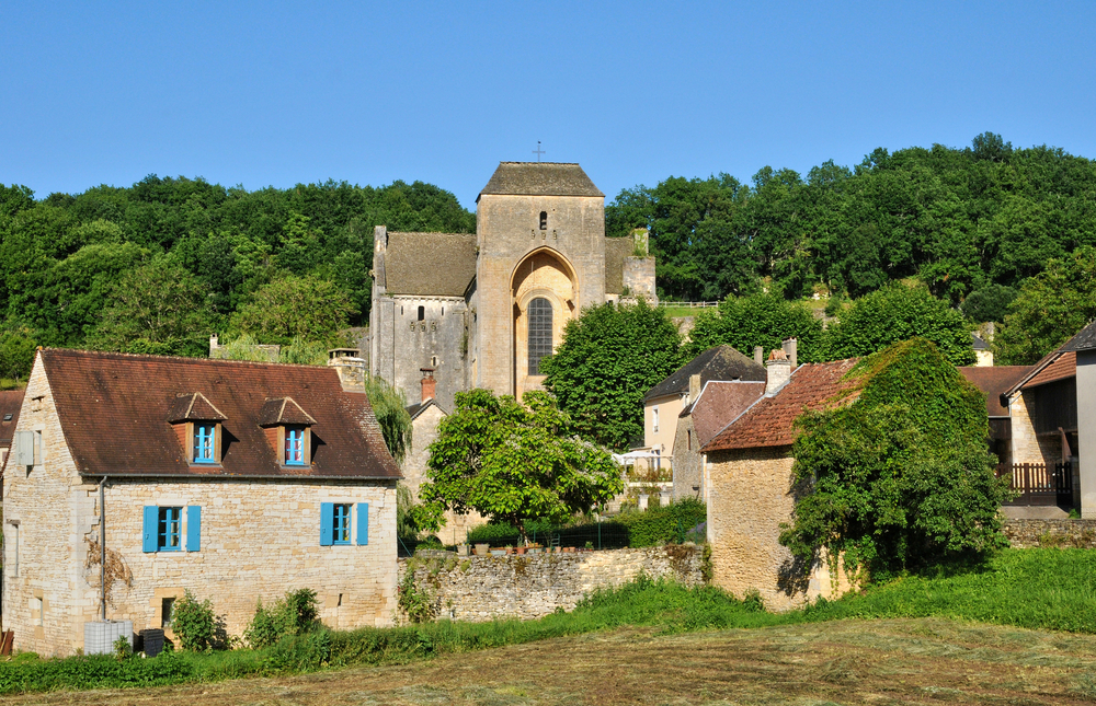 Saint Amand de Coly Dordogne dorpen shutterstock 169467971, Dordogne