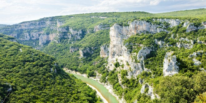 Gorges de lArdeche Ardeche shutterstock 60619534, Hoogtepunten in de languedoc-roussillon