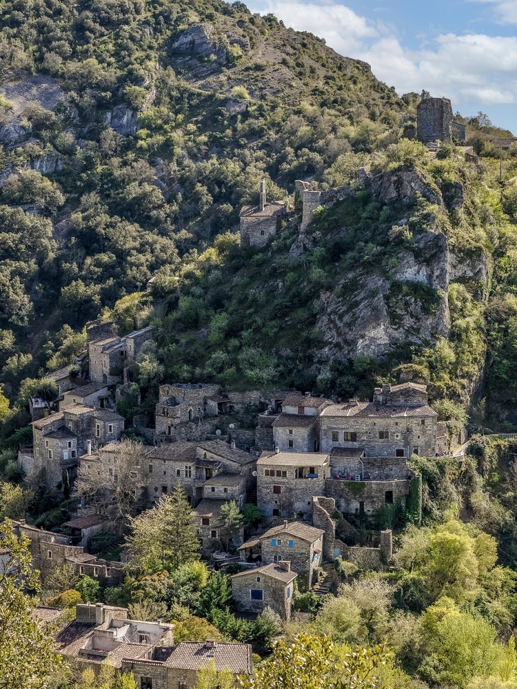 Rochecolombe ardeche shutterstock 2447057593, Bezienswaardigheden in de Ardèche