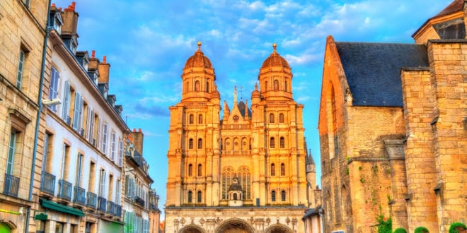 Dijon 3 shutterstock 1198007155, herfstvakantie