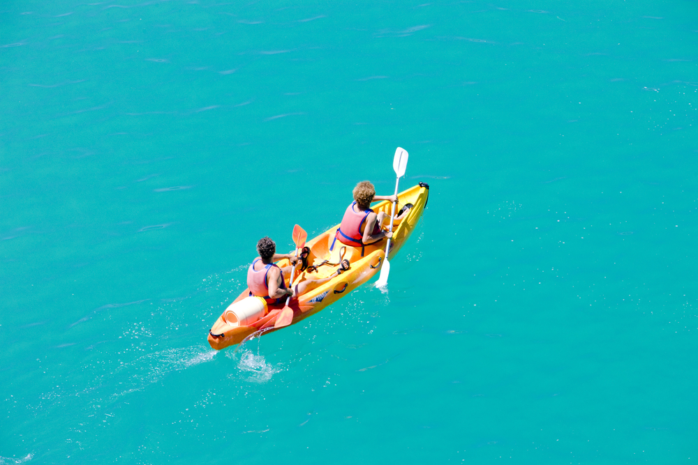 Lac de Sainte Croix 3 shutterstock 33954112,