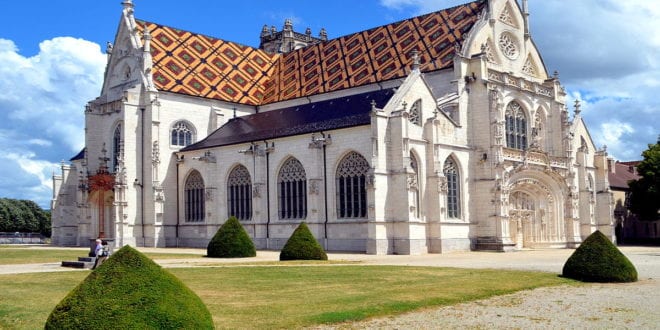 ARA 193 Monastere de Brou Bourge en Bresse, mooiste bezienswaardigheden in de Pays de la Loire