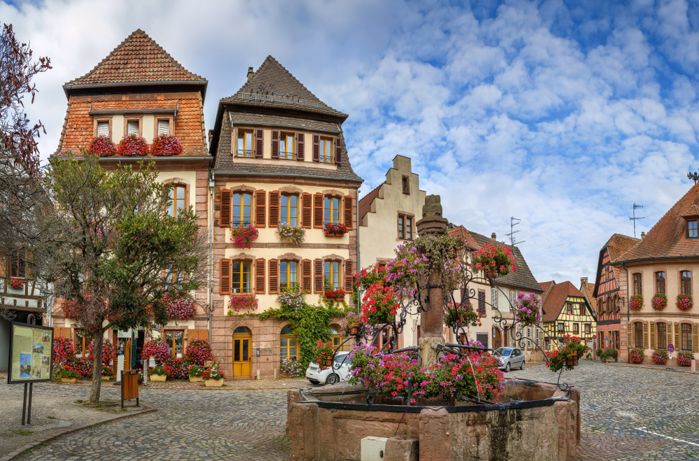 Bergheim Elzas Dorpen shutterstock 1174169818, Elzas wijnroute