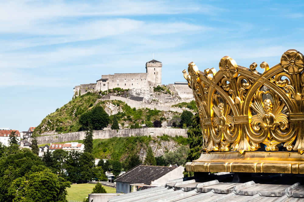 Lourdes shutterstock 110946785, bezienswaardigheden in lourdes