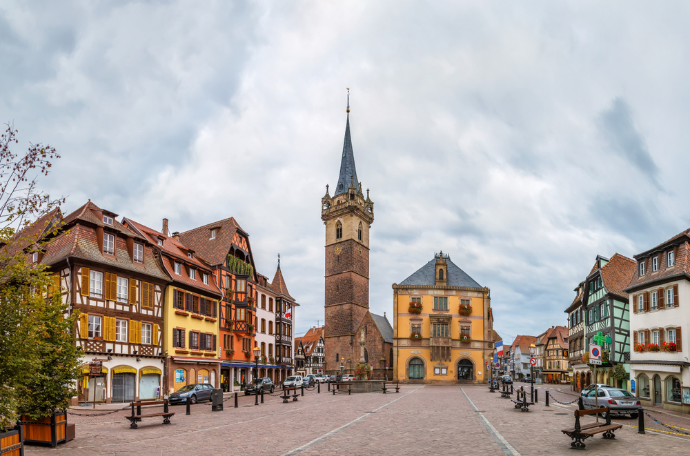 Obernai Elzas Dorpen shutterstock 1173329533, de 12 mooiste dorpen in de Elzas