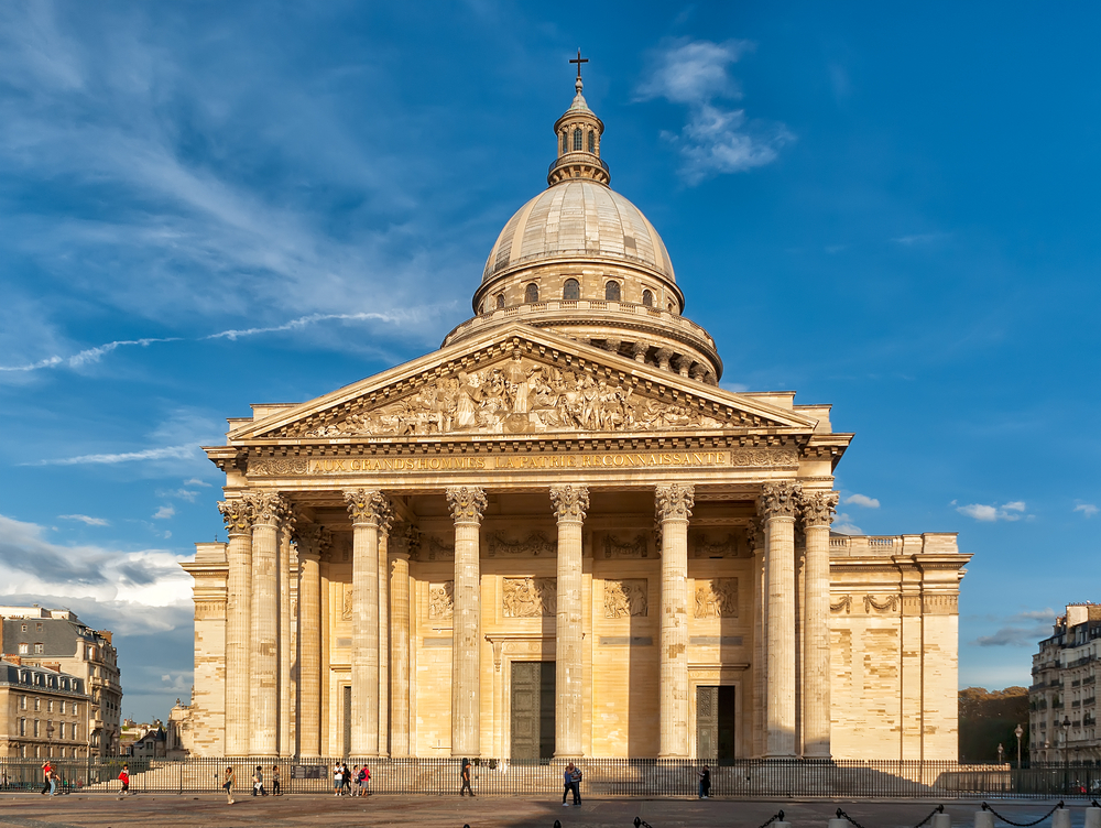 voorkant van het Panthéon in Parijs