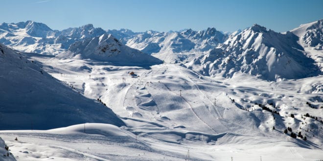 Paradiski Franse Alpen skigebieden shutterstock 1335870137, Mooie meren in de Franse Alpen