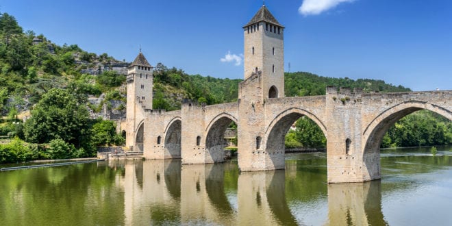 Pont Valentré Lot shutterstock 664767229, mooiste rivieren frankrijk