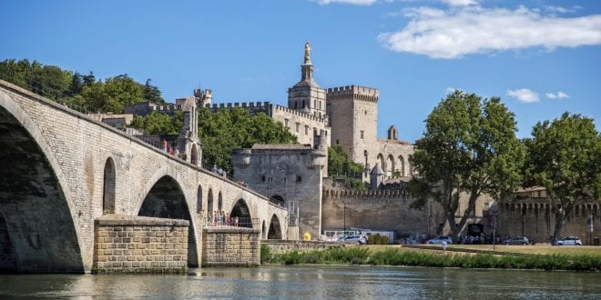 Sleutels van de Stad Avignon, Bezienswaardigheden in Avignon