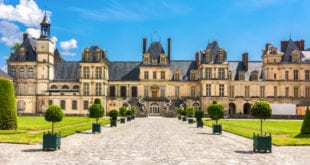 Château de Fontainebleau Île de France shutterstock 1199229835, seine-et-marne