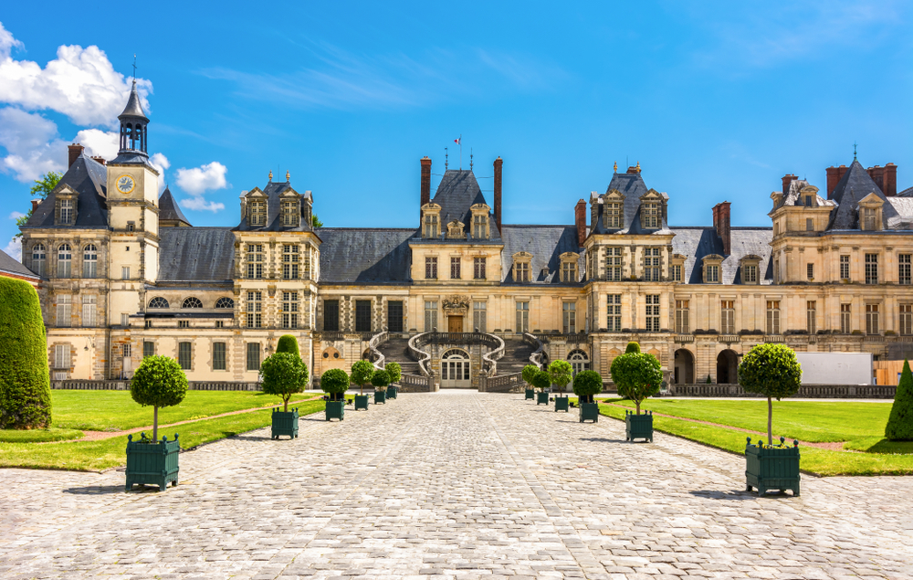 Château de Fontainebleau Île de France shutterstock 1199229835, bezienswaardigheden in île-de-France