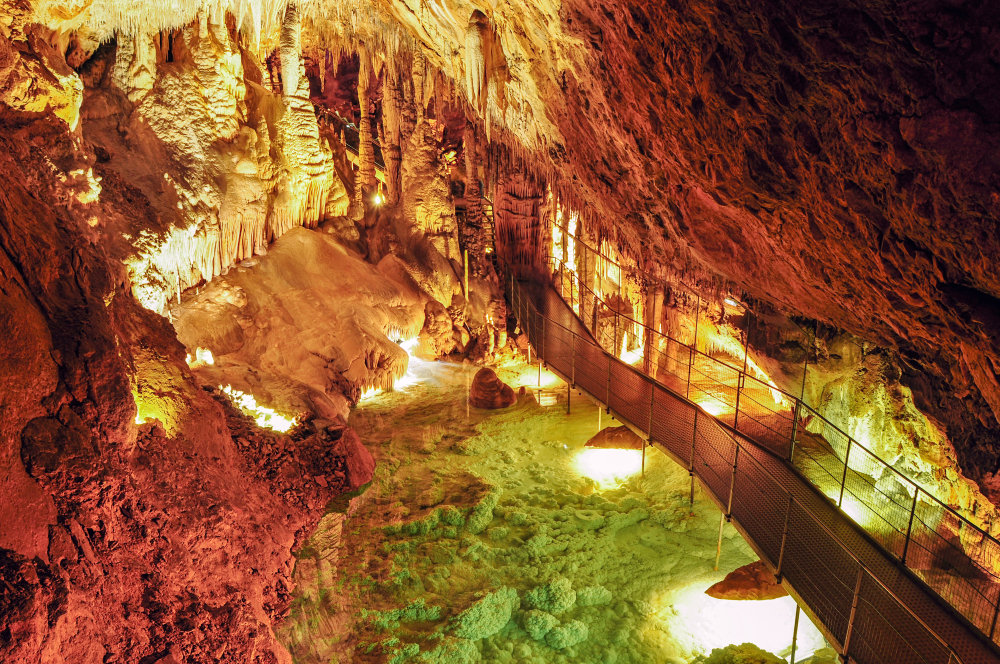 druipstenen in de Grotte des Grandes Canalettes