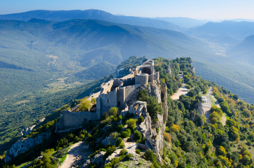 Kasteel Peyrepertuse Aude shutterstock 1218494809, bezienswaardigheden Aude