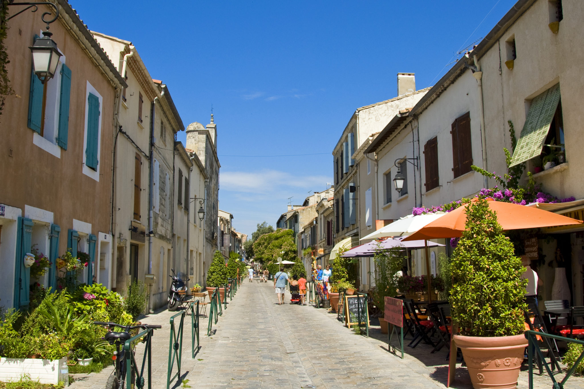 Aigues Mortes Gard shutterstock 82706722, Bezienswaardigheden in de Gard