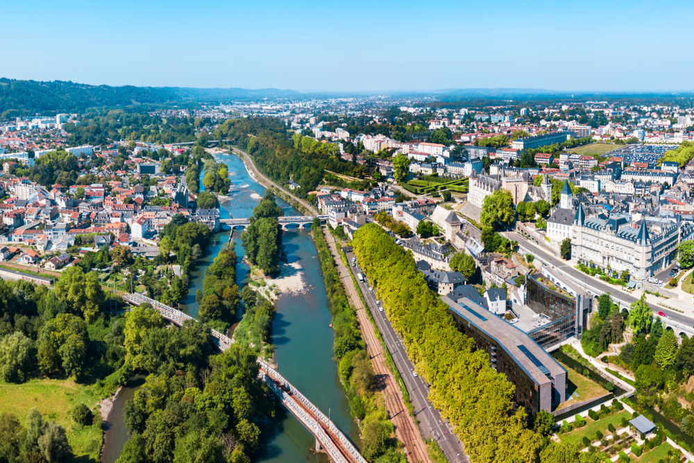 Pau Pyrénées Atlantiques shutterstock 1283847505, bezienswaardigheden pyrenees-atlantiques