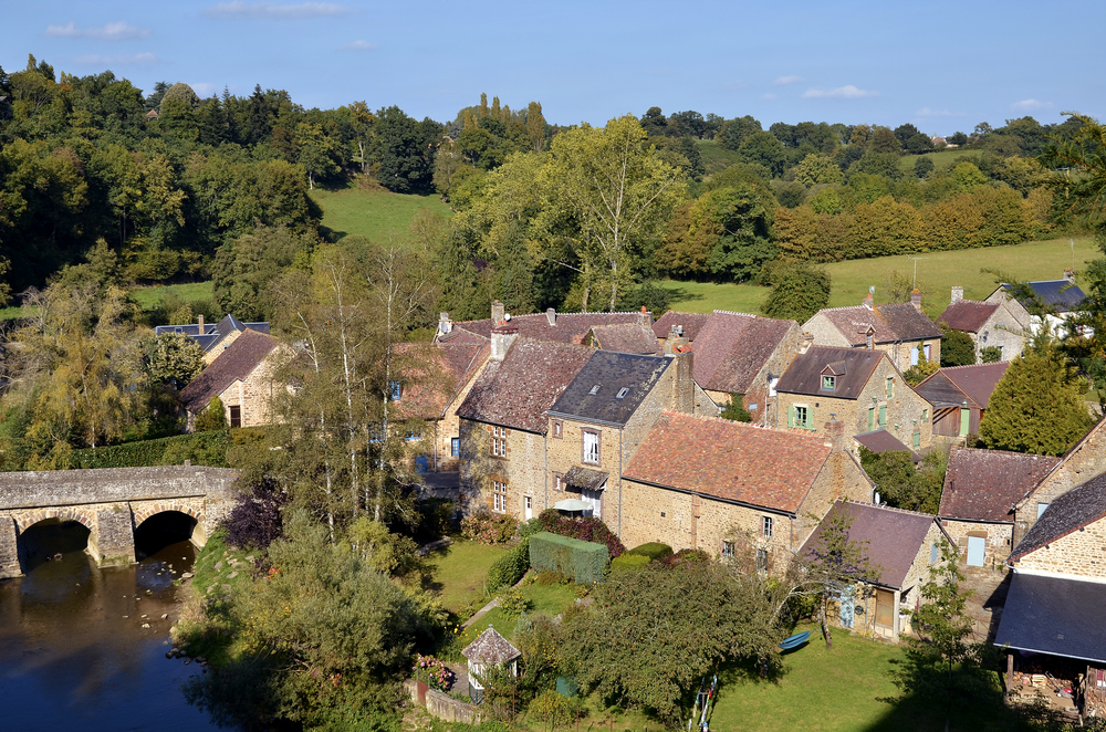 Saint Céneri Le Gérei Dorpjes Normandië sh 127364210, Orne