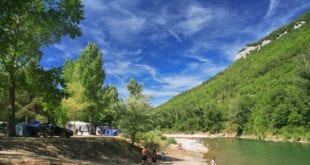 Flower Camping Le Peyrelade 3, campings in de Aveyron