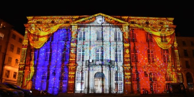 Puy de Lumiere en Velay lichtshow, Bezienswaardigheden in de Centre-Val de Loire