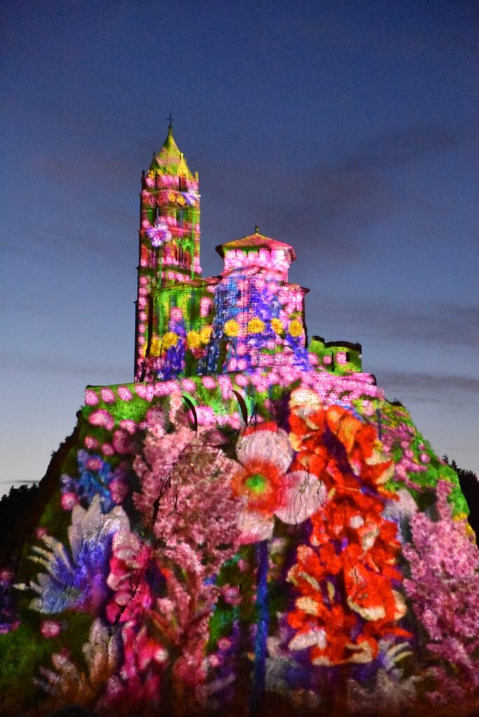 Puy de Lumieres en Velay, lichtshow frankrijk