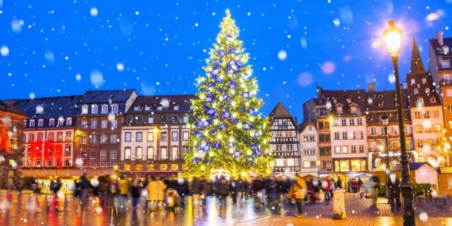 Strasbourg Alsace shutterstock 708873193, kerstmarkten in frankrijk