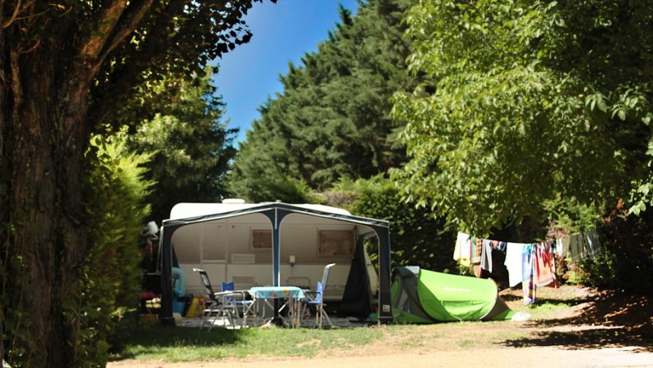 Camping Le Clos Auroy Puy de Dôme, Campings in de Puy-de-Dôme