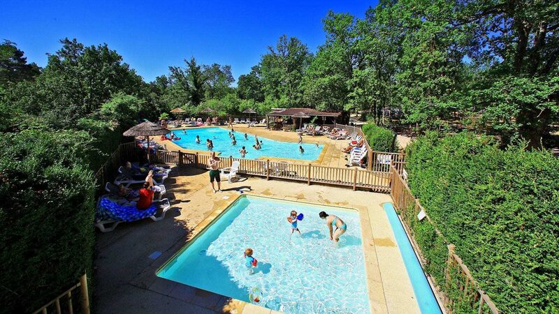 Camping Le Pech Charmant Villatent 1, Kamperen bij Nederlanders in Zuid-Frankrijk