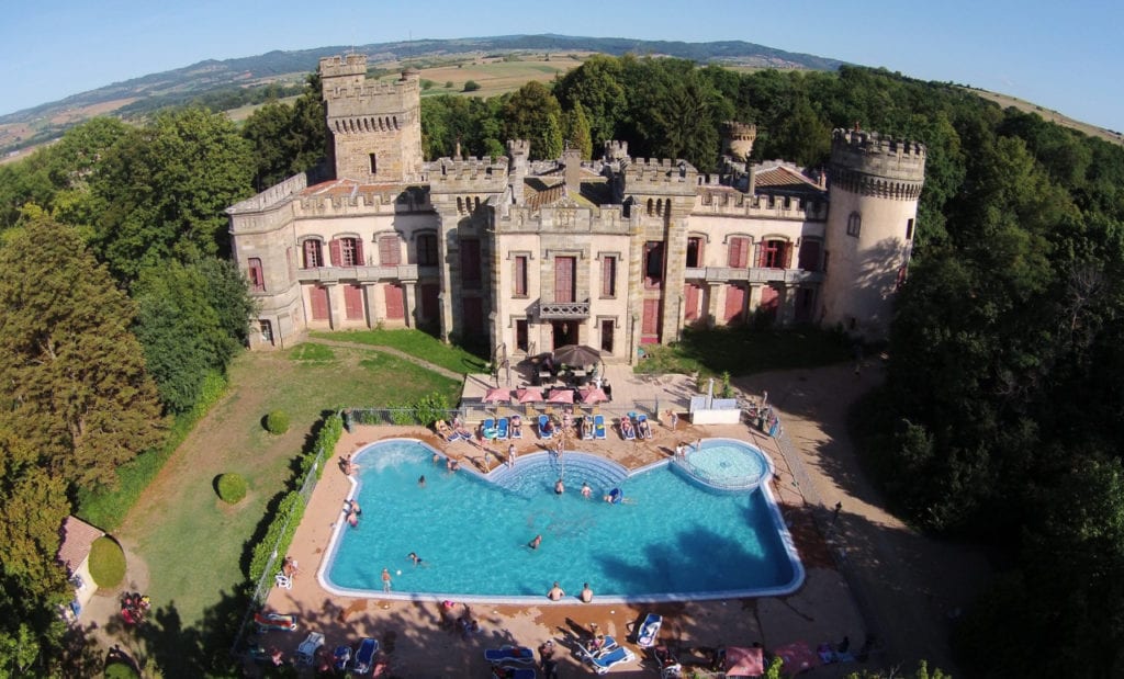 Chateau Camping La Grange Fort Puy de Dôme, Campings in de Puy-de-Dôme