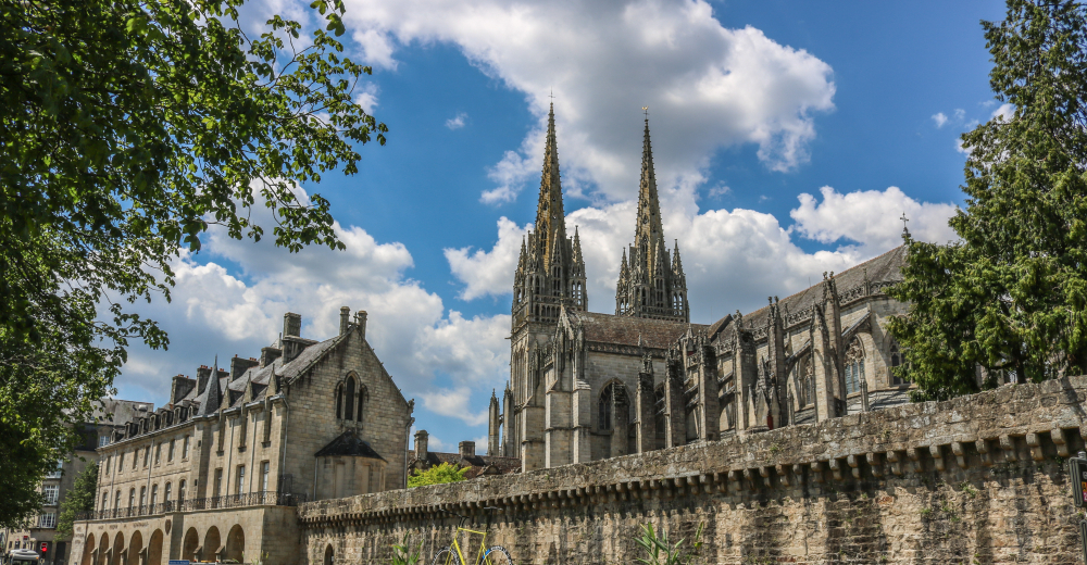 Quimper Finistère shutterstock 1142598062, Bezienswaardigheden in de Finistère