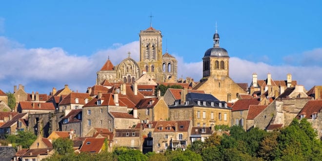 Vézelay Yonne shutterstock 555263857, mooiste dorpen bourgogne