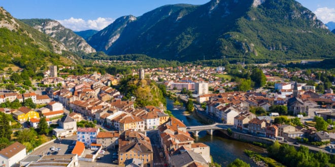 Tarascon sur ariege Ariège shutterstock 1513206032, mooiste grotten van frankrijk