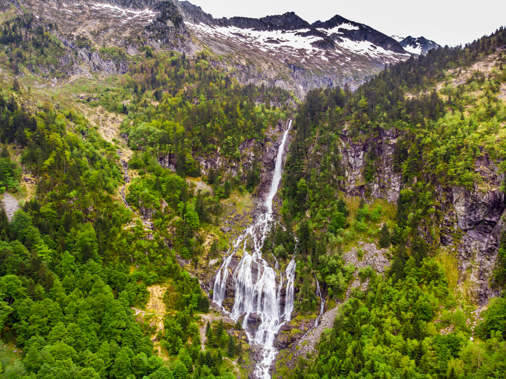 Waterval van Ars Ariège shutterstock 1189887898, bezienswaardigheden in Ariège