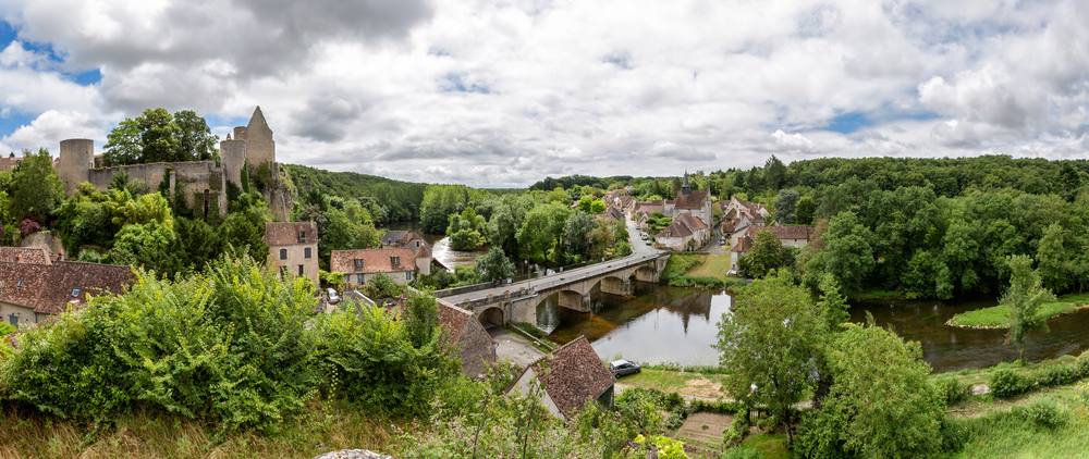 Angles sur lAnglin Vienne shutterstock 448394476, Bezienswaardigheden in Vienne