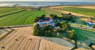 Au Passage du Gois op 800m van Atlantische Oceaan min, La Perle D'Anrosey