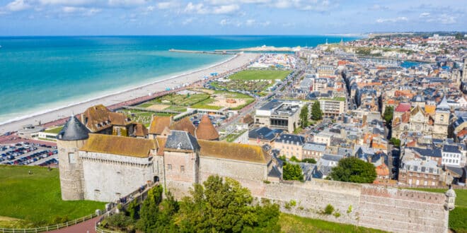Bezienswaardigheden in Dieppe 1483570457, Étretat