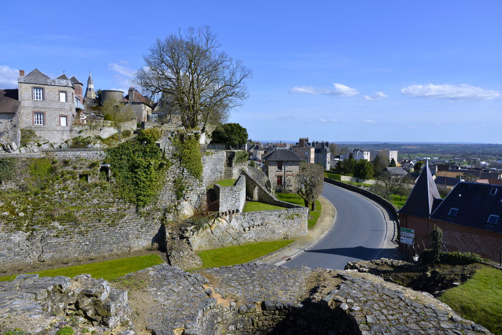 Domfront Orne shutterstock 161321285, Orne