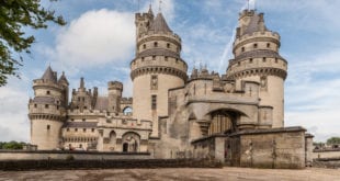 Château de Pierrefonds Oise shutterstock 97631510, Oise