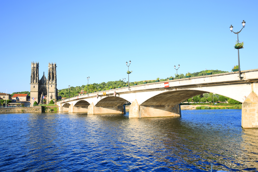 Pont à Mousson Meurthe et Moselle shutterstock 678913942, Meurthe-et-Moselle Bezienswaardigheden