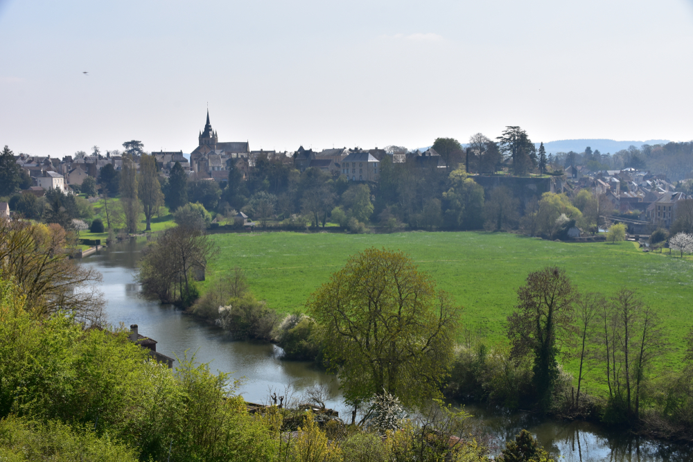 Vallée de la Sarthe Sarthe shutterstock 1413742811, Bezienswaardigheden in Sarthe