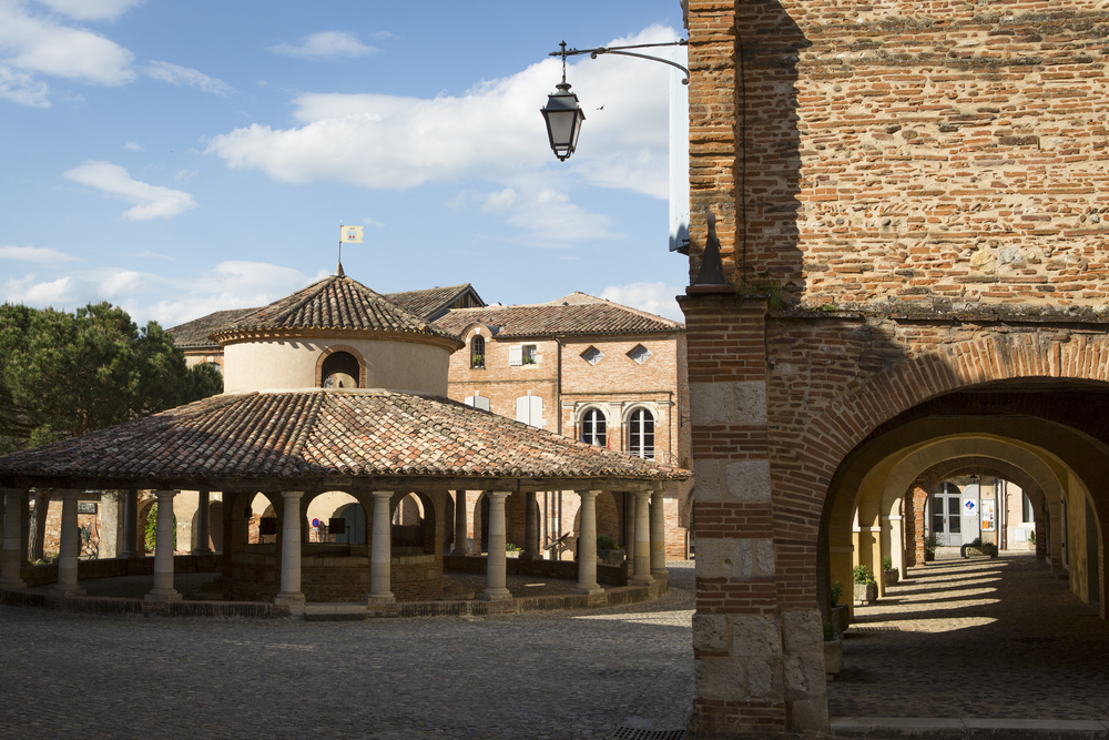 Auvillar Tarn et Garonne shutterstock 532526983, Bezienswaardigheden in Tarn-et-Garonne