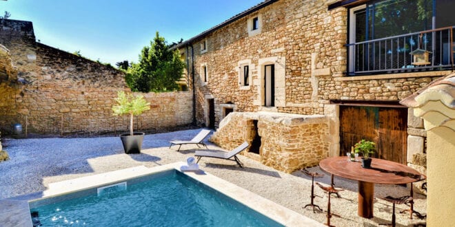 Vakantiehuis in Suze la Rousse, campings in de Lozère