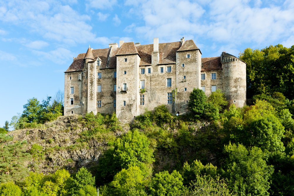 Chateau Boussac Creuse shutterstock 79591918, Bezienswaardigheden in Creuse