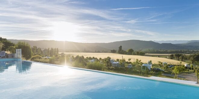 Camping Les Bastets 8, glamping en safaritenten in de Drôme