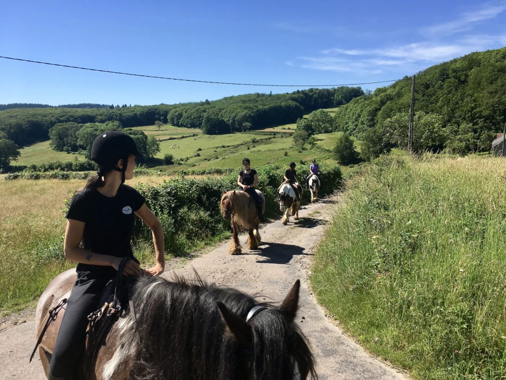 Morvan Rustique rondritten min 1, te koop landgoed frankrijk