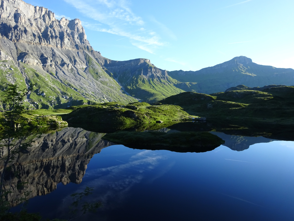 Lac de Pormenaz meren Franse Alpen shutterstock 1169806486, meren Franse Alpen