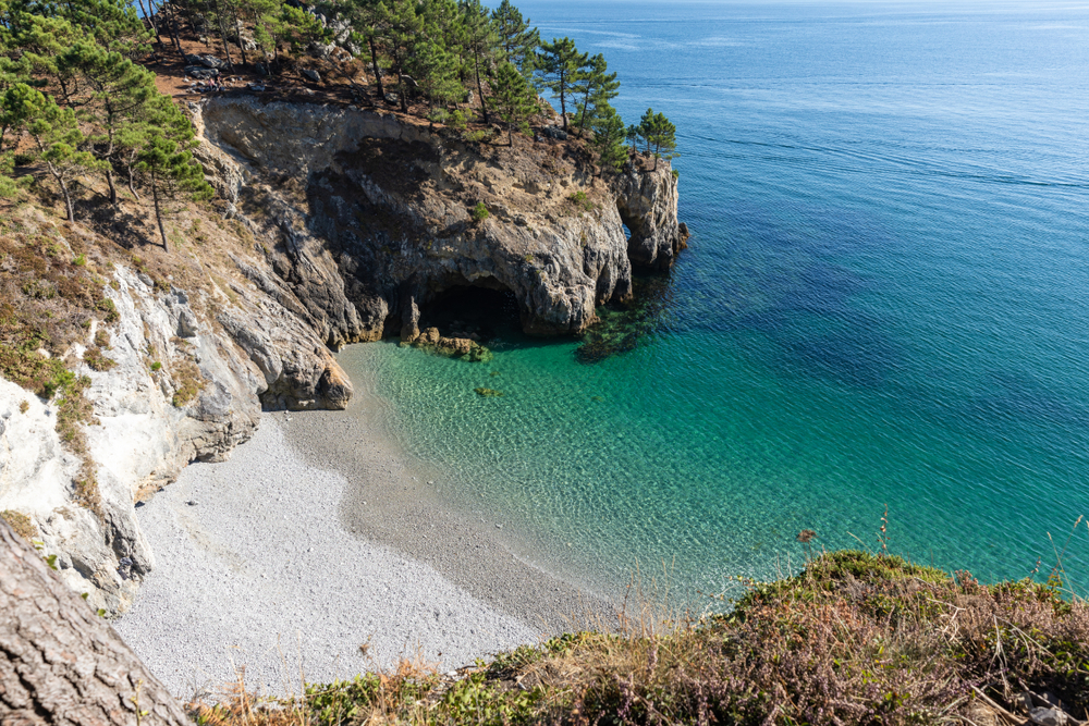 Plage de lIle Vierge stranden bretagne shutterstock 1258628023, stranden in bretagne