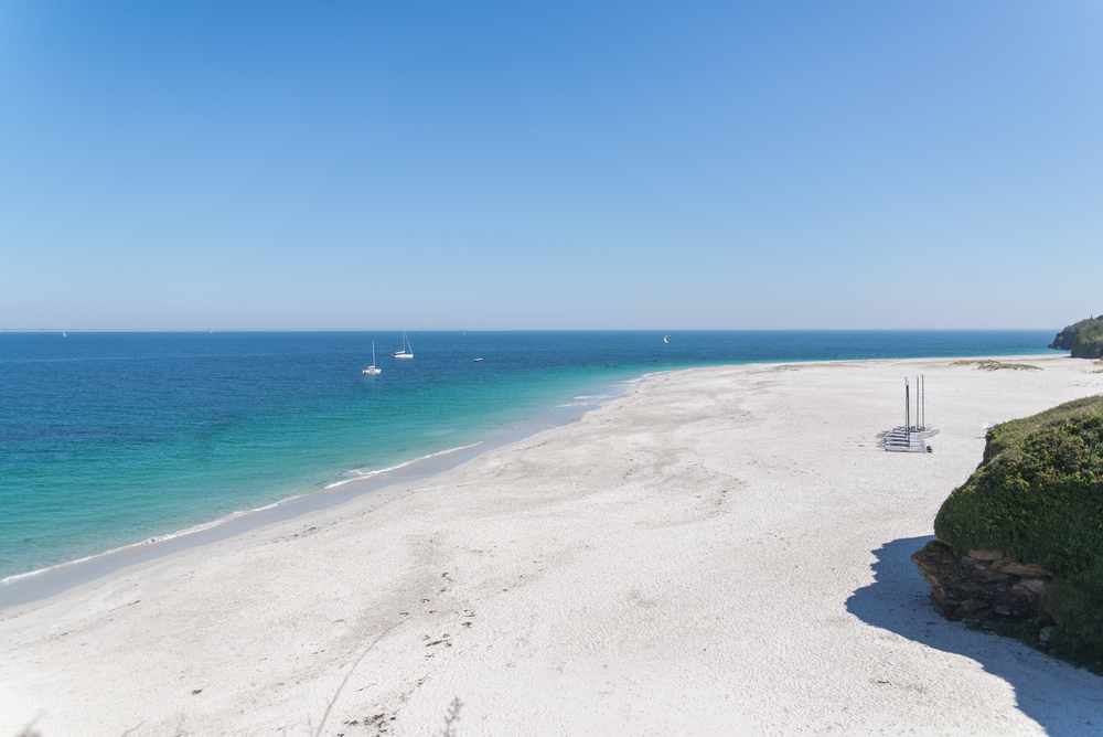 Plage des Grands Sables stranden Bretagne shutterstock 619428527 3, stranden in Bretagne