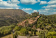 Castelnou pyreneeen dorpjes shutterstock 1686820591, glamping Vendée