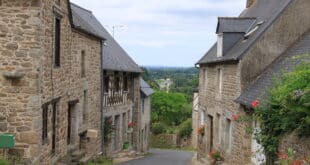 Moncontour Cotes dArmor 1, roze granietkust