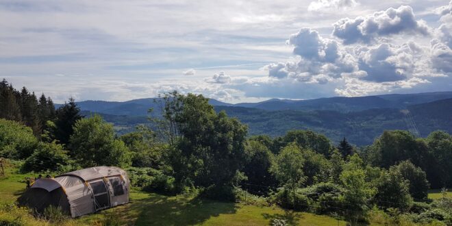 CB met tent, wandelen La Bresse Vogezen