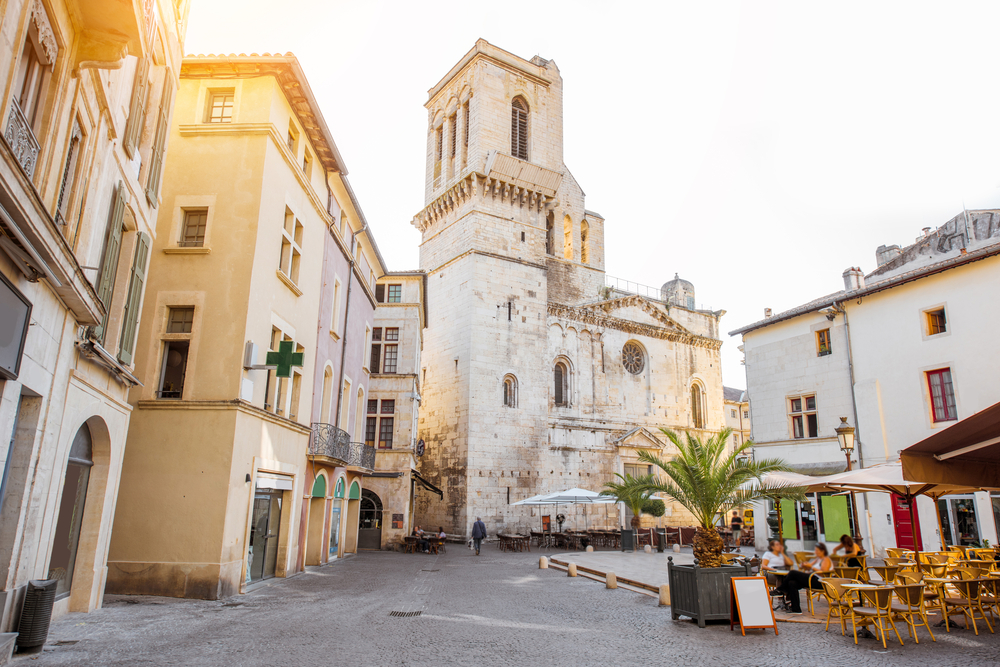Castor Kathedraal Nimes Shutterstock 750842548, Zininfrankrijk.nl